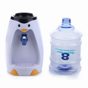 1Piece Miniatúrne Penguin Zásobník Vody Mini Vody Piť Dávkovač 8 Pohárov Cartoon Drinkware 2.5 L Zásobník Vody