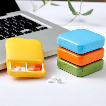 Prenosné 2 Mriežky Push Open Štýl Pilulku Box Candy Farby Medicíny Pillbox Ukladacieho priestoru Tabletu Prípade Kontajner Prípadoch Úložný Box 1PC